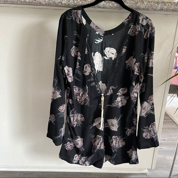 Cleobella Ellie Playsuit Black Floral Women's Open Back Romper - Picture 15 of 16